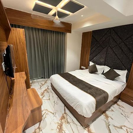 Hotel Palak Villa Ahmedabad Eksteriør bilde