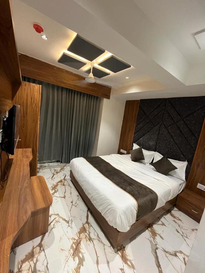 Hotel Palak Villa Ahmedabad Eksteriør bilde